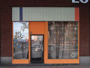 FrontWindow BlueLeft.jpg